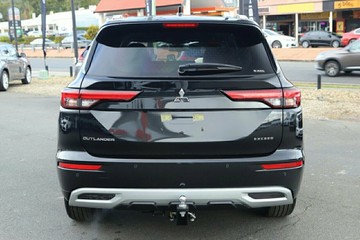 https://vehicle-cdn.autoleague.cloud/28156_3033194_5.jpg