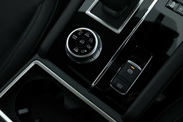 https://vehicle-cdn.autoleague.cloud/28156_3035241_29.jpg