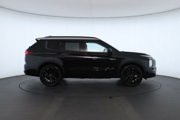 https://vehicle-cdn.autoleague.cloud/28156_3035241_3.jpg