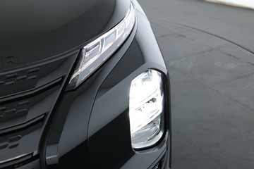 https://vehicle-cdn.autoleague.cloud/28156_3035241_8.jpg