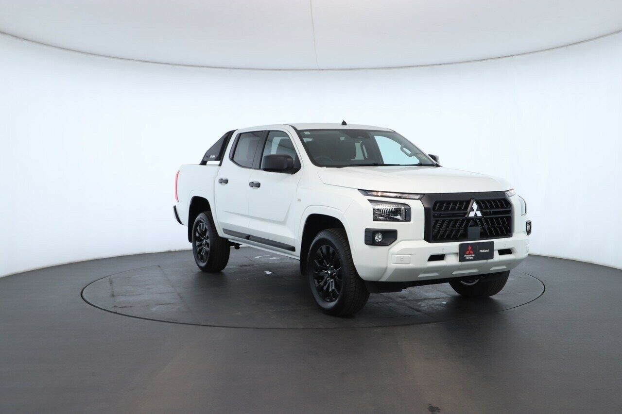 Mitsubishi Triton image 4