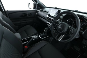 https://vehicle-cdn.autoleague.cloud/28156_3051842_18.jpg