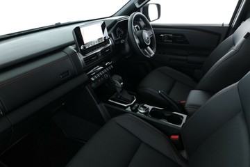 https://vehicle-cdn.autoleague.cloud/28156_3051842_31.jpg
