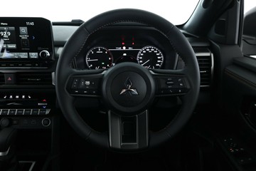 https://vehicle-cdn.autoleague.cloud/28156_3051843_19.jpg
