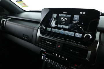 https://vehicle-cdn.autoleague.cloud/28156_3051843_21.jpg