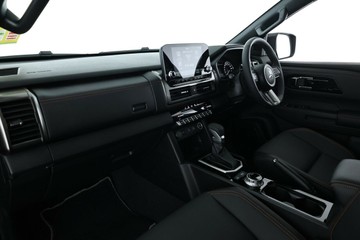 https://vehicle-cdn.autoleague.cloud/28156_3051843_32.jpg