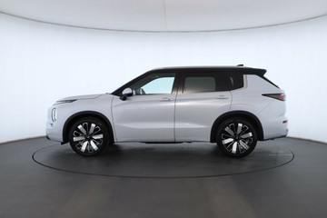 https://vehicle-cdn.autoleague.cloud/28156_3057625_12.jpg