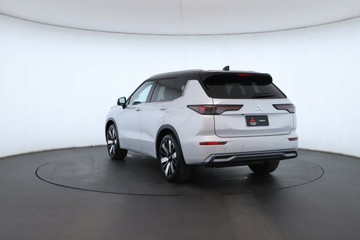 https://vehicle-cdn.autoleague.cloud/28156_3057625_13.jpg