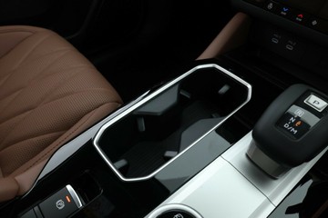 https://vehicle-cdn.autoleague.cloud/28156_3057625_30.jpg
