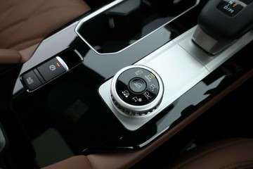 https://vehicle-cdn.autoleague.cloud/28156_3057625_31.jpg