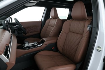 https://vehicle-cdn.autoleague.cloud/28156_3057625_33.jpg