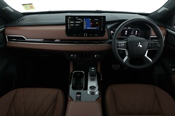 https://vehicle-cdn.autoleague.cloud/28156_3057625_37.jpg