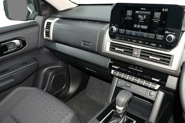 https://vehicle-cdn.autoleague.cloud/28156_3064369_10.jpg