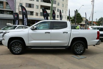https://vehicle-cdn.autoleague.cloud/28156_3065821_16.jpg