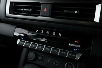 https://vehicle-cdn.autoleague.cloud/28156_3065964_27.jpg