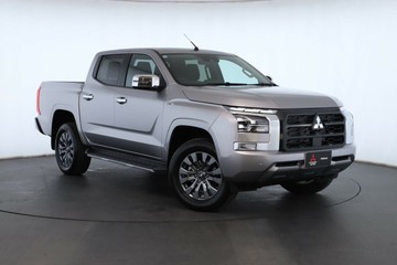 https://vehicle-cdn.autoleague.cloud/28156_3079099_1.jpg