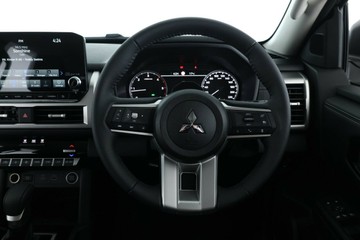 https://vehicle-cdn.autoleague.cloud/28156_3079099_21.jpg