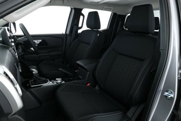 https://vehicle-cdn.autoleague.cloud/28156_3079099_33.jpg