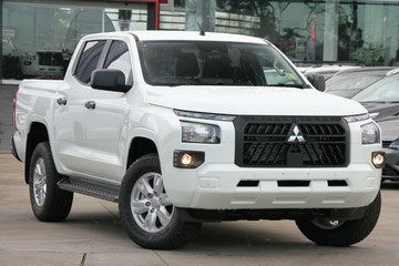 https://vehicle-cdn.autoleague.cloud/28156_3089332_1.jpg