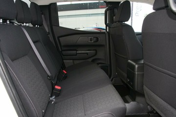 https://vehicle-cdn.autoleague.cloud/28156_3089332_5.jpg