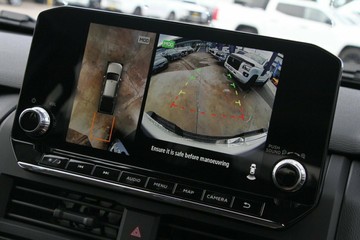 https://vehicle-cdn.autoleague.cloud/28156_3089332_7.jpg