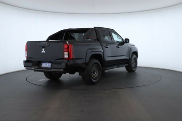 https://vehicle-cdn.autoleague.cloud/28156_3091014_17.jpg
