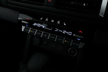 https://vehicle-cdn.autoleague.cloud/28156_3091014_26.jpg