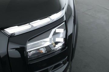 https://vehicle-cdn.autoleague.cloud/28156_3091014_8.jpg