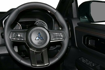 https://vehicle-cdn.autoleague.cloud/28156_3101390_6.jpg