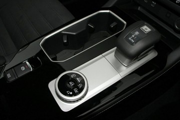https://vehicle-cdn.autoleague.cloud/28156_3103670_11.jpg