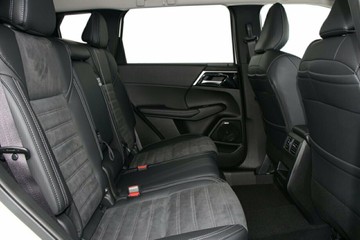 https://vehicle-cdn.autoleague.cloud/28156_3103670_6.jpg