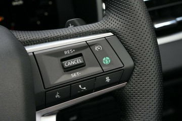 https://vehicle-cdn.autoleague.cloud/28156_3104844_12.jpg