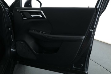 https://vehicle-cdn.autoleague.cloud/28156_3106643_18.jpg