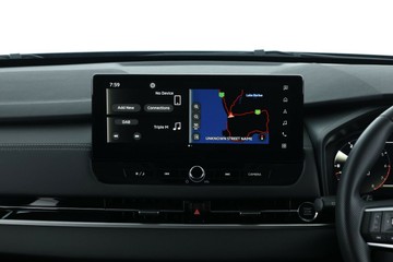 https://vehicle-cdn.autoleague.cloud/28156_3106643_24.jpg