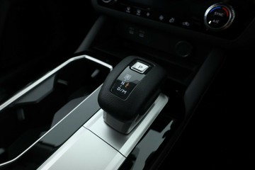 https://vehicle-cdn.autoleague.cloud/28156_3106643_28.jpg