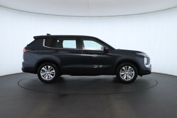 https://vehicle-cdn.autoleague.cloud/28156_3106643_3.jpg