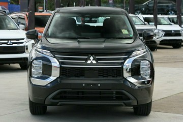 https://vehicle-cdn.autoleague.cloud/28156_3106647_13.jpg