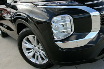 https://vehicle-cdn.autoleague.cloud/28156_3106647_2.jpg