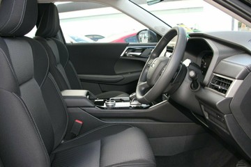 https://vehicle-cdn.autoleague.cloud/28156_3106647_7.jpg