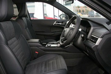 https://vehicle-cdn.autoleague.cloud/28156_3109172_7.jpg