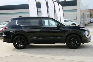 https://vehicle-cdn.autoleague.cloud/28156_3109173_12.jpg