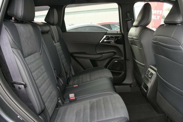 https://vehicle-cdn.autoleague.cloud/28156_3109178_6.jpg