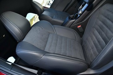 https://vehicle-cdn.autoleague.cloud/28156_3109185_21.jpg