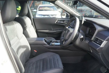 https://vehicle-cdn.autoleague.cloud/28156_3109189_8.jpg