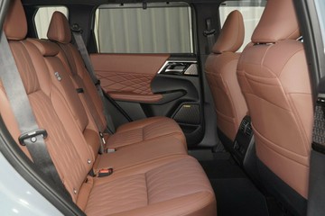 https://vehicle-cdn.autoleague.cloud/28156_3109307_7.jpg