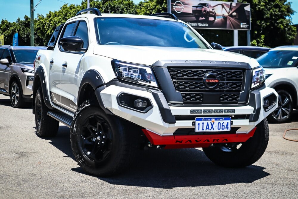 Nissan Navara image 3