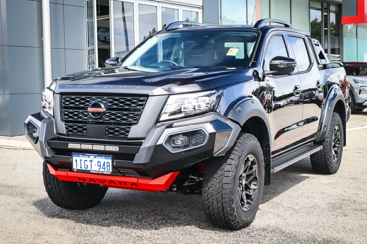 Nissan Navara image 1