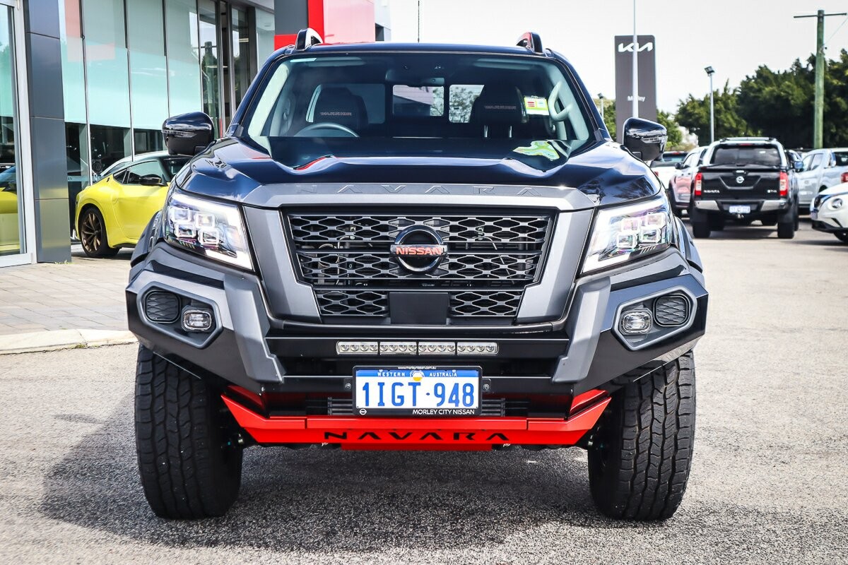 Nissan Navara image 3