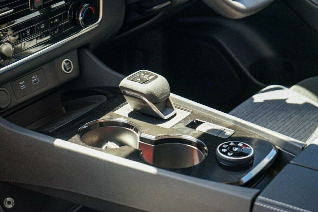 Nissan X-trail image 3