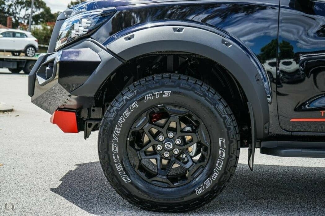 Nissan Navara image 4